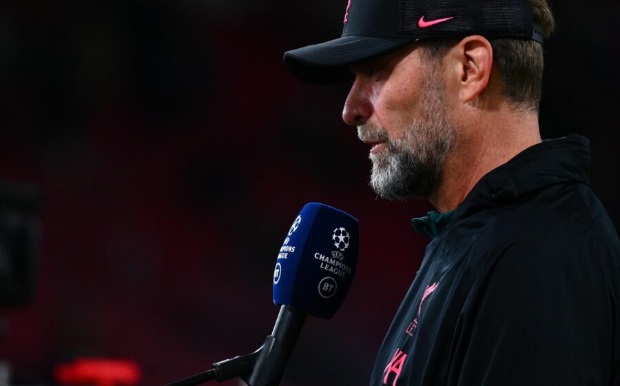 Jürgen Klopp durante una conferenza stampa