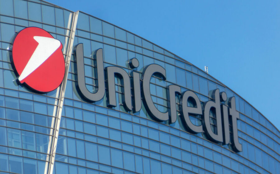 UniCredit: utile netto record 2026