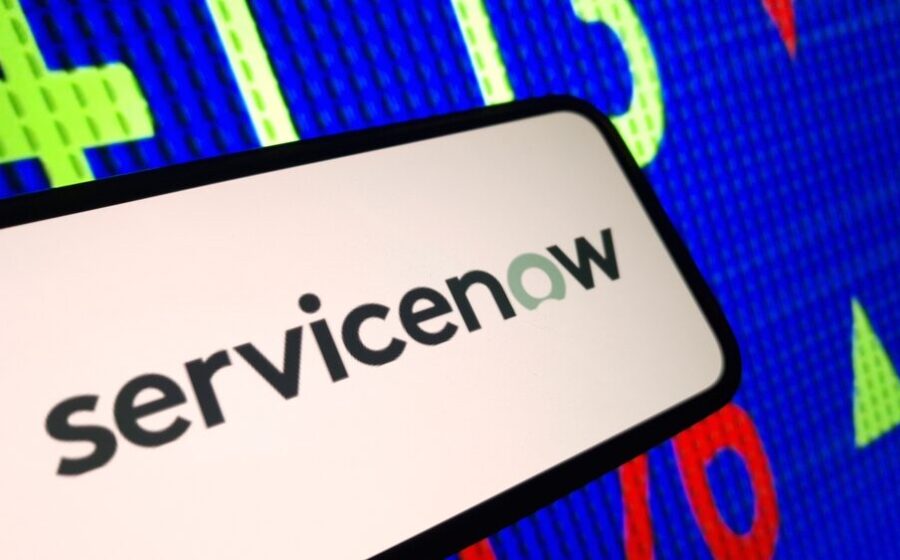 Logo di ServiceNow e BusinessNext