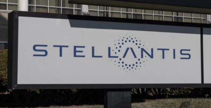 Logo Stellantis