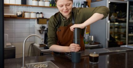 AeroPress Brewer e Macinacaffè in Noce