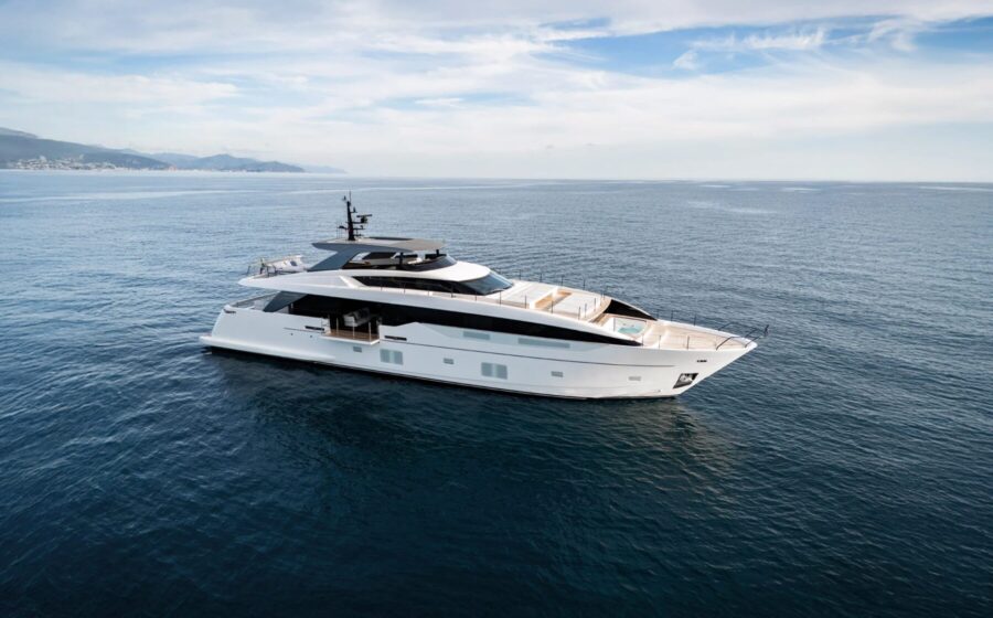 Sanlorenzo yacht