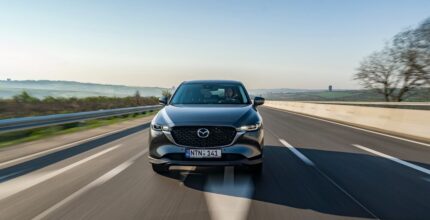 Nuova Mazda CX-30 2027