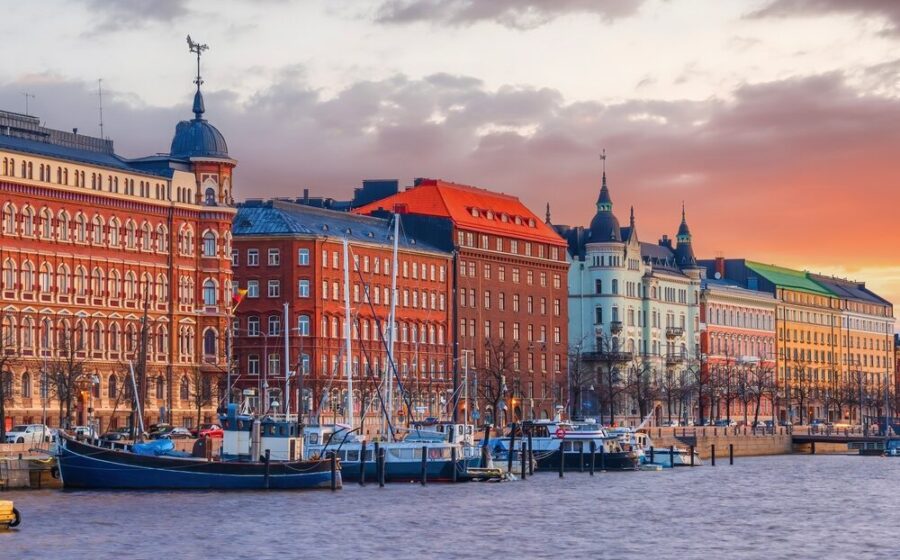 Immagine rappresentativa delle nuove regole per le connessioni elettriche in Finlandia