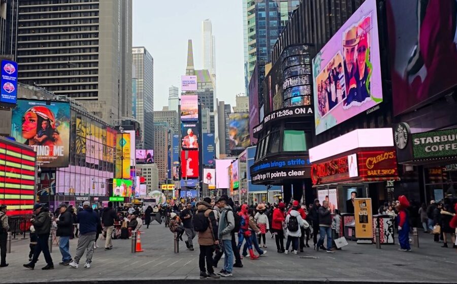 Il sindaco di New York, Zohran Mamdani, durante un intervento sull'intelligenza artificiale.