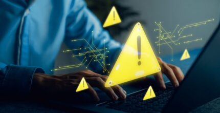 Logo PHP con avviso di sicurezza
